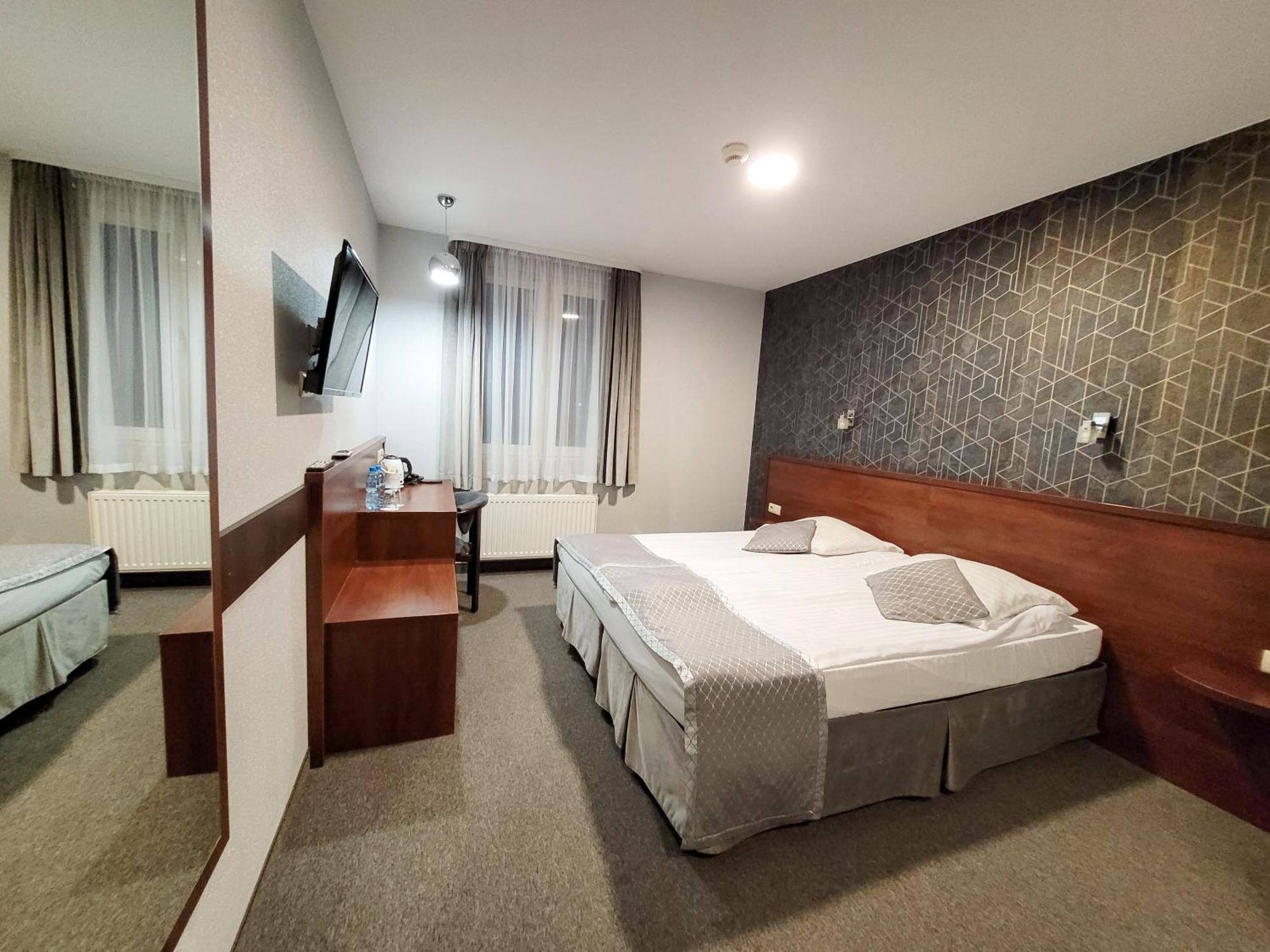 Standard room with King size bed