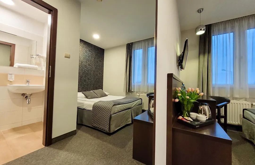 Hotel Fero Express Pokoje Klimatyzowane Ac-1